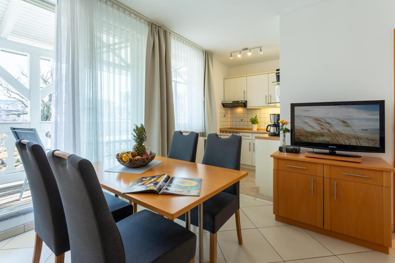 Haus Strandburg - Hinter Duene Und Meer Binz Esterno foto