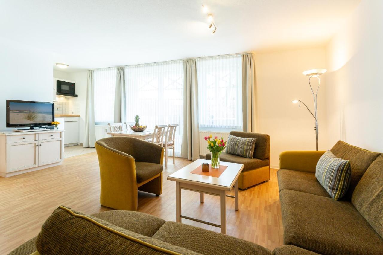 Haus Strandburg - Hinter Duene Und Meer Binz Esterno foto