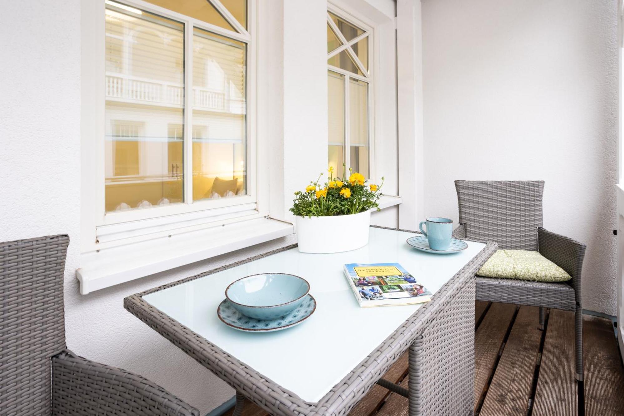 Haus Strandburg - Hinter Duene Und Meer Binz Esterno foto