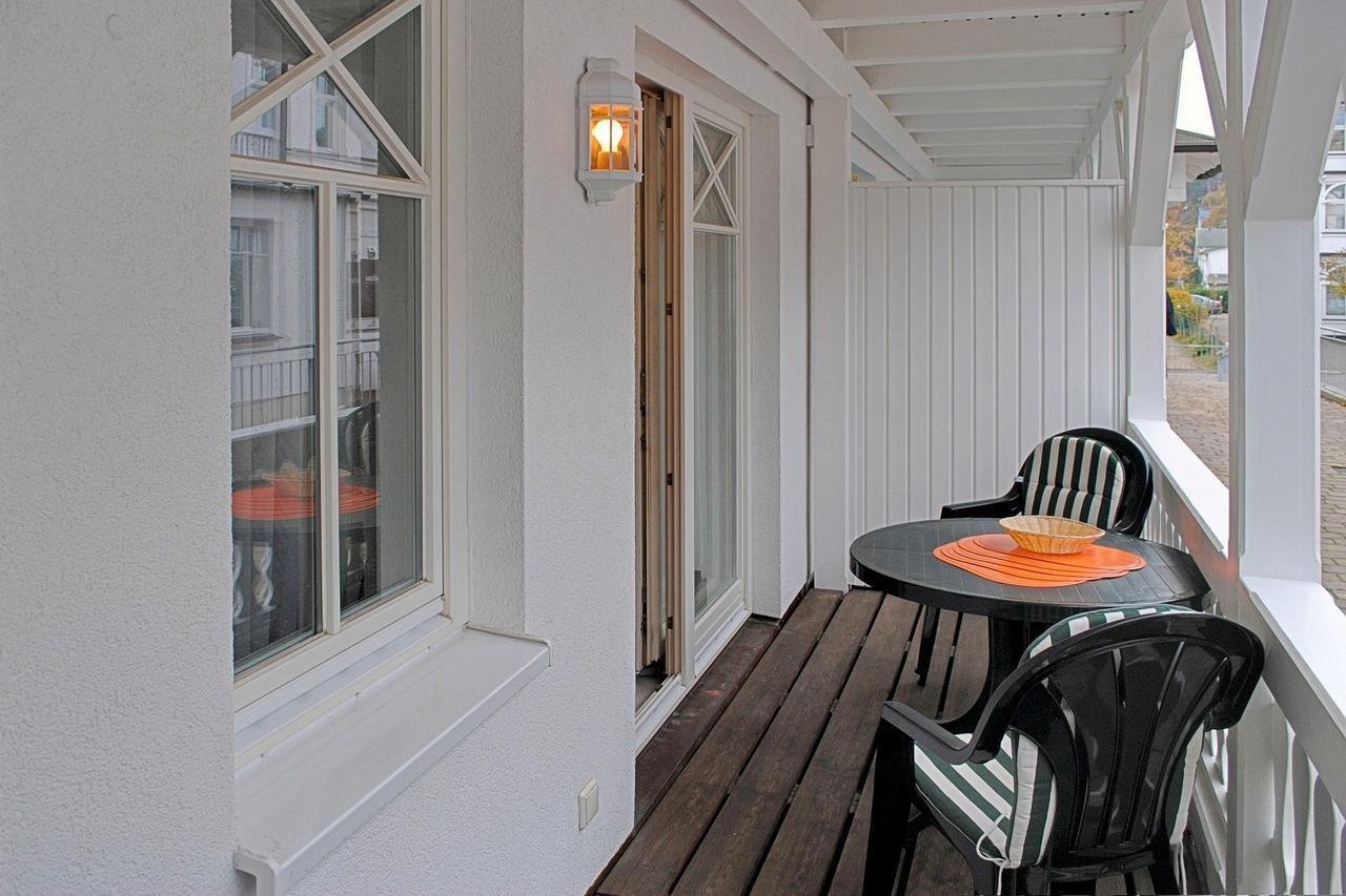 Haus Strandburg - Hinter Duene Und Meer Binz Esterno foto